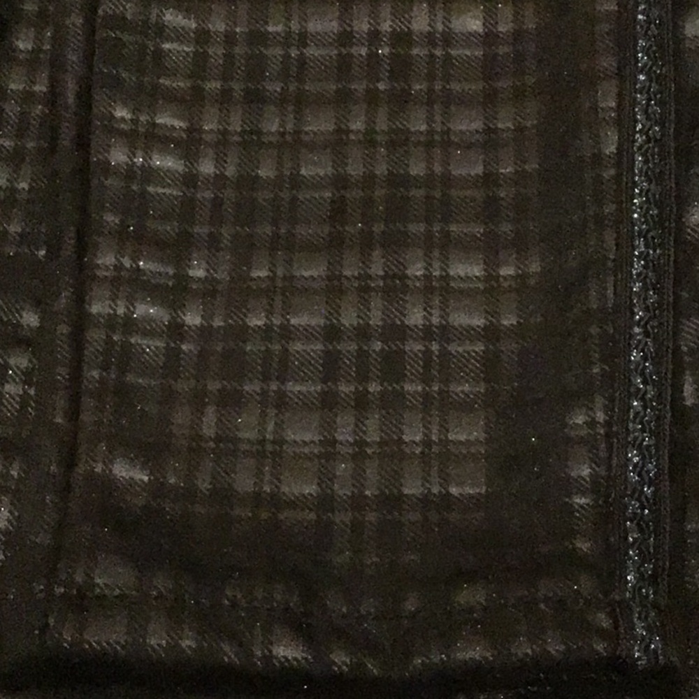 MID-RISE LIGHTWEIGHT BLACK PLAID JEANS - Picture 5 of 16